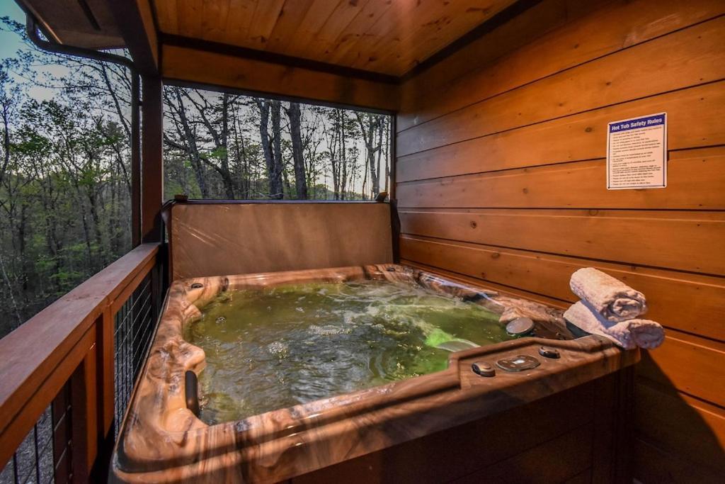 Nordic Mountain Modern Lodge - Family Friendly Luxury Cabin In Walden'S Ridge Sevierville Kültér fotó