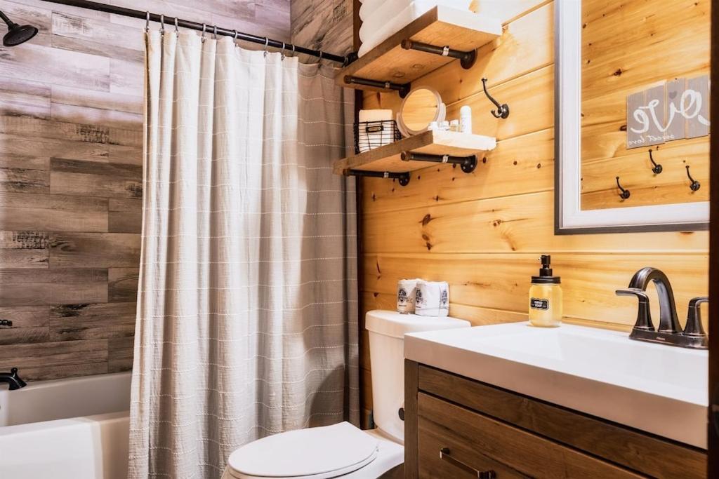 Nordic Mountain Modern Lodge - Family Friendly Luxury Cabin In Walden'S Ridge Sevierville Kültér fotó